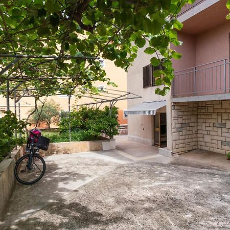 Apartment Milka 로비니 외부 사진